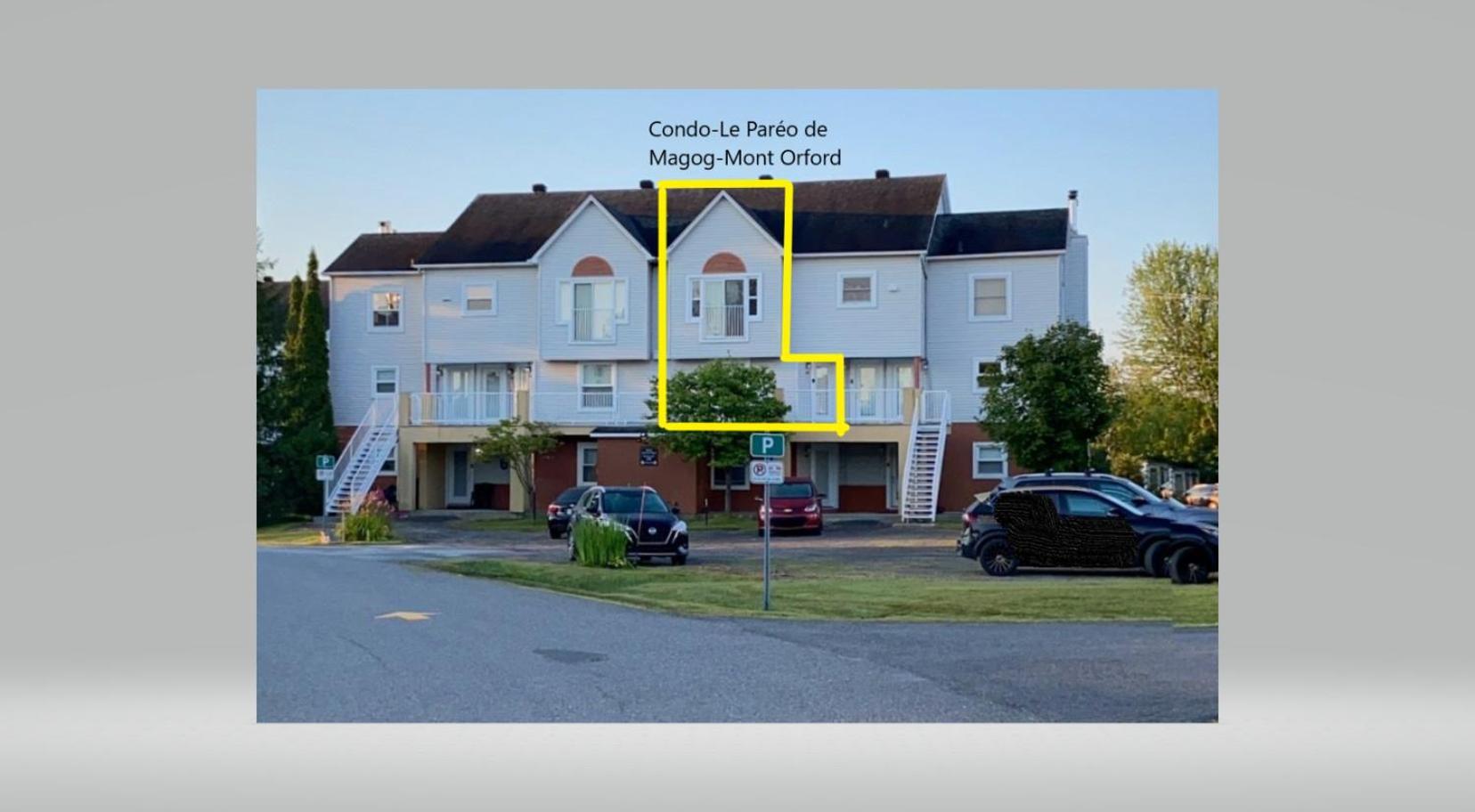 Le Pareo De Magog-Mont Orford Apartment Exterior photo